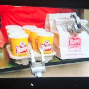 Meet your Posher, Ronnie